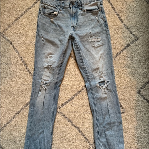Old Navy Distressed Light Wash Jeans - Picture 2 of 3